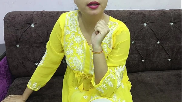 18 Years Old Indian Teen Girl Saara Showing Her Wet Pink Pussy From Close Up desi teen girl masturbate to orgasm for her boyfriend