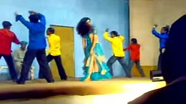 sahiba multani 2 mujra 2010 New Bhawalpur NAEED