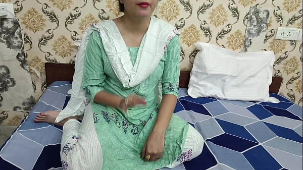 Step-Mom Saara multiple Squirts and ejaculate Ovum while so hard fucked and sucked with clear Hindi audio