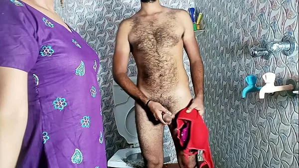 Stepmother caught shaking bra panties cock then got pussy fucked in the bathroom – Porn in Clear Hindi Voice